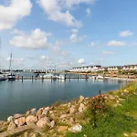 Cozy Home In Ostseeresort Olpenitz With Sauna بيت للعطل *