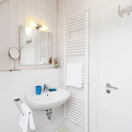 Cozy In Ostseeresort With Sauna