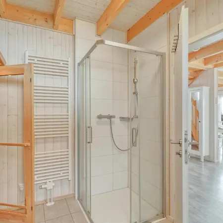 Cozy In Ostseeresort With Sauna Semesterbostad